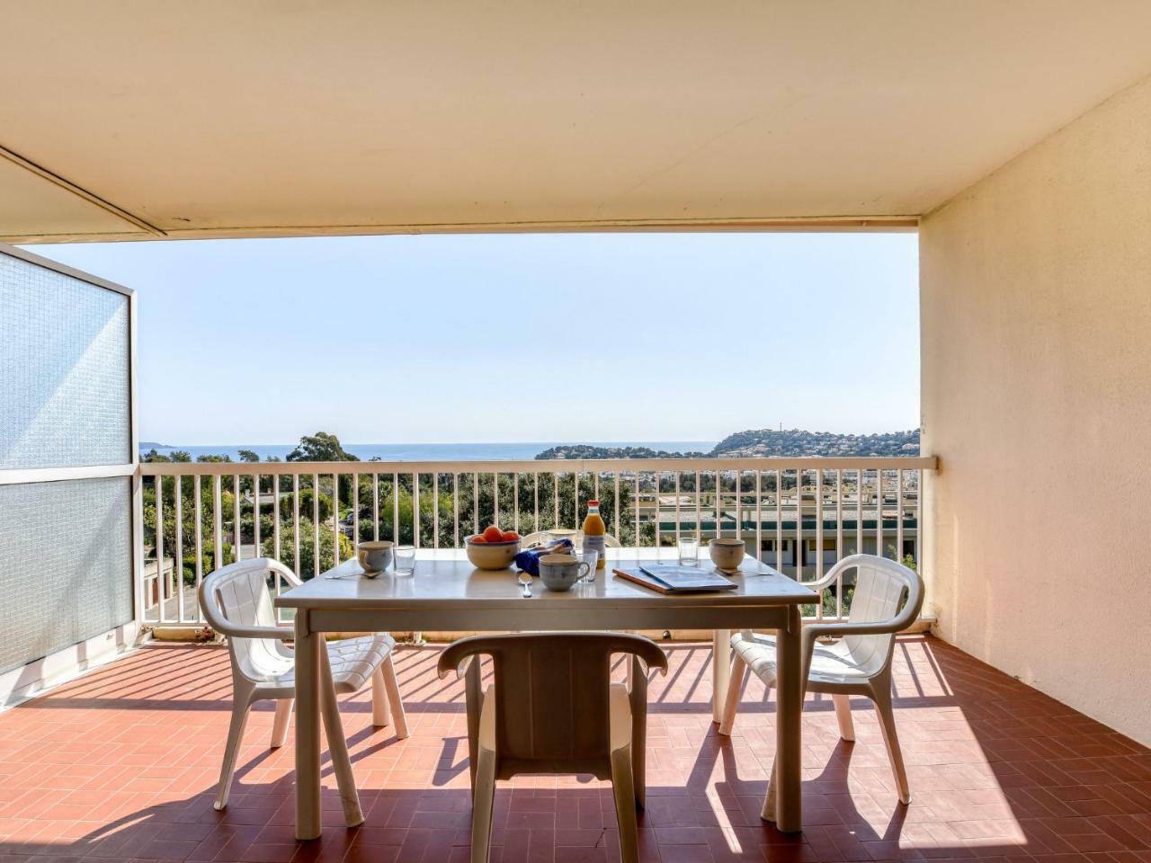 Les Mimosas-1 By Interhome Appartement Cavalaire-sur-Mer